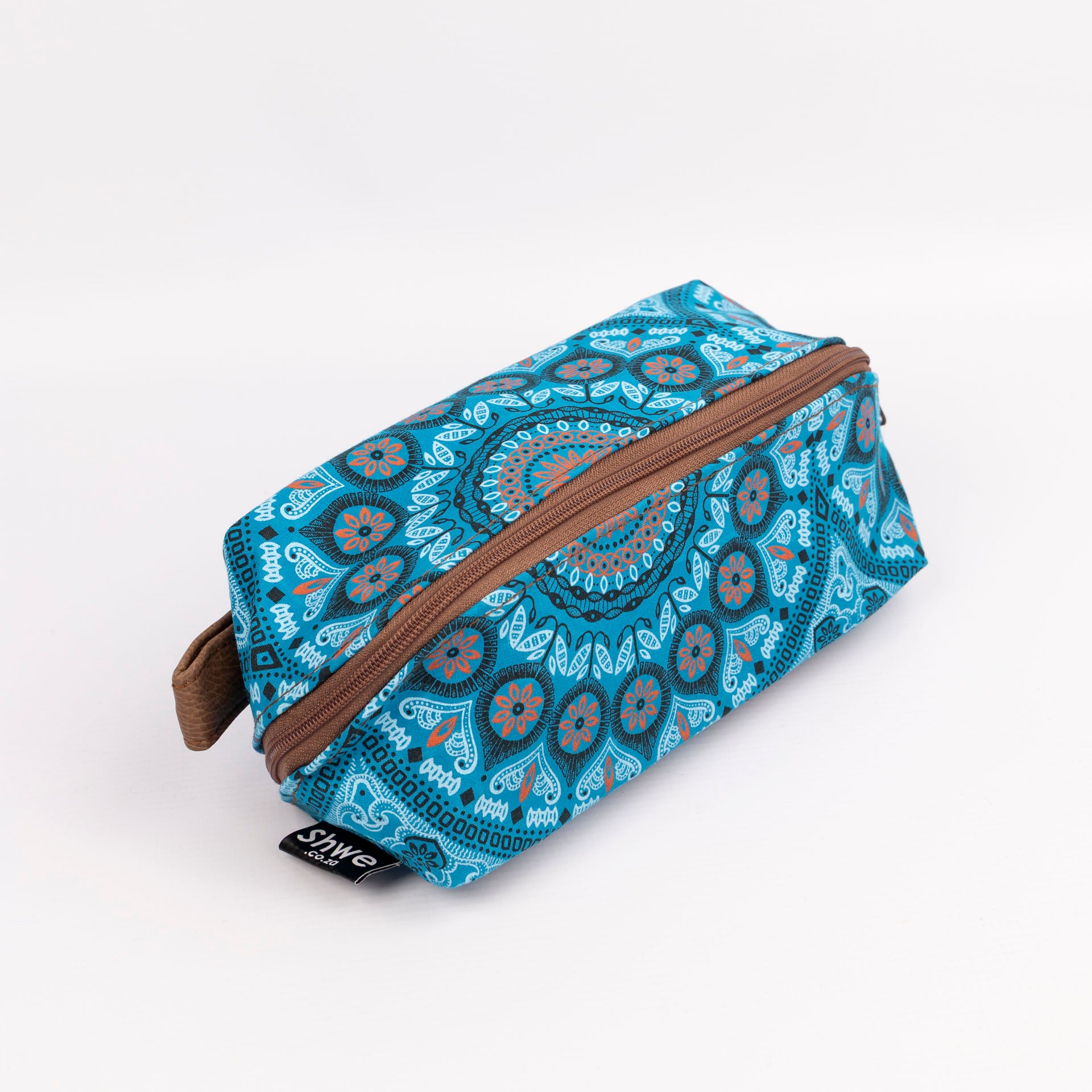 Unisex Shwe Zip Down Toiletry Bag