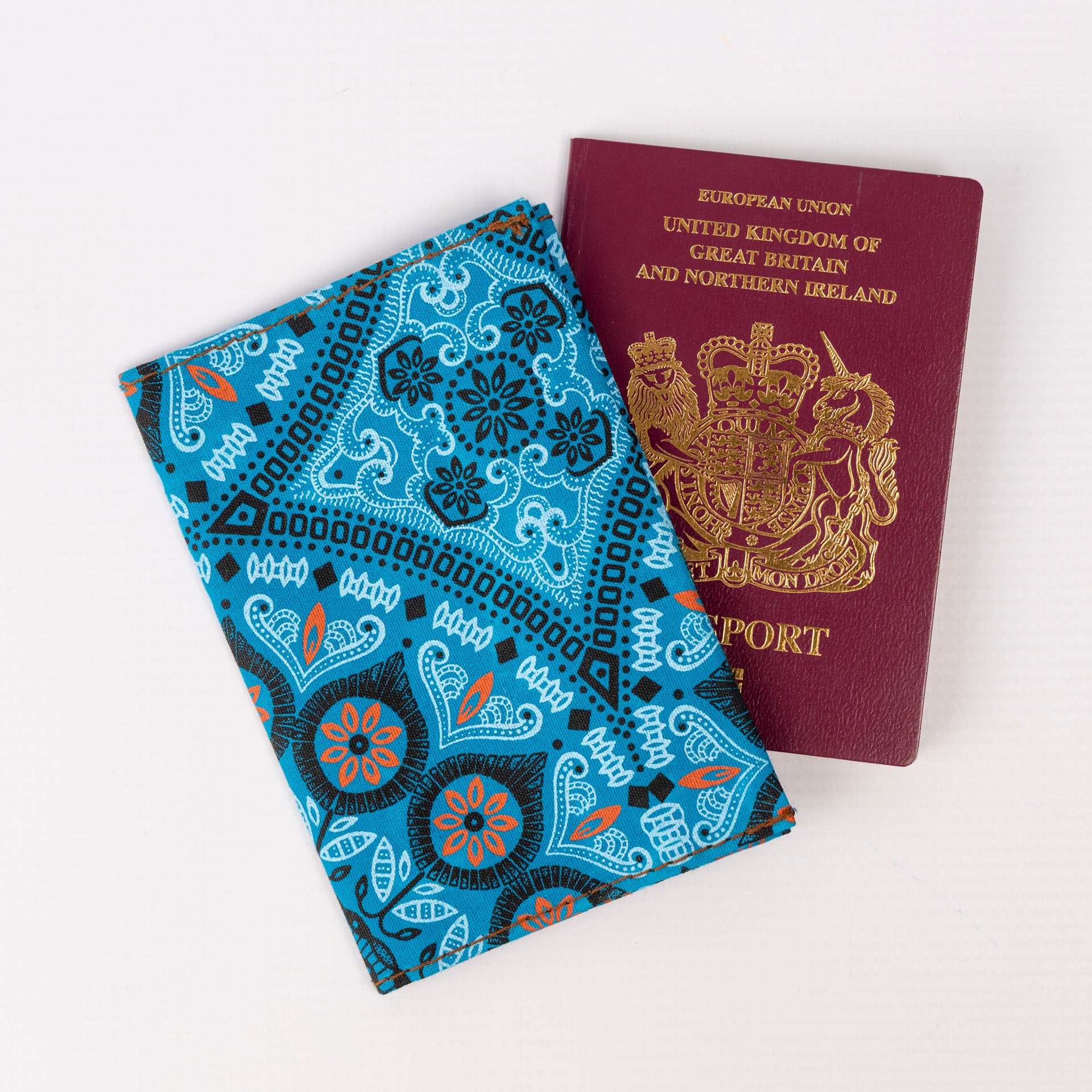 Unisex Shwe Passport Covers