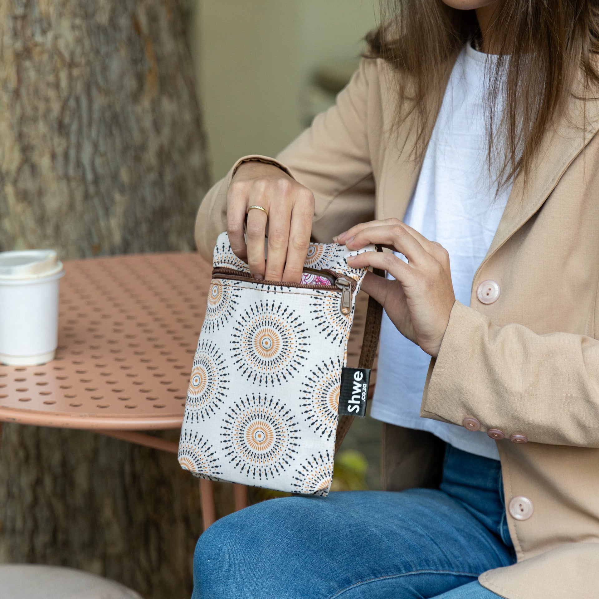 Unisex Shwe String Bag