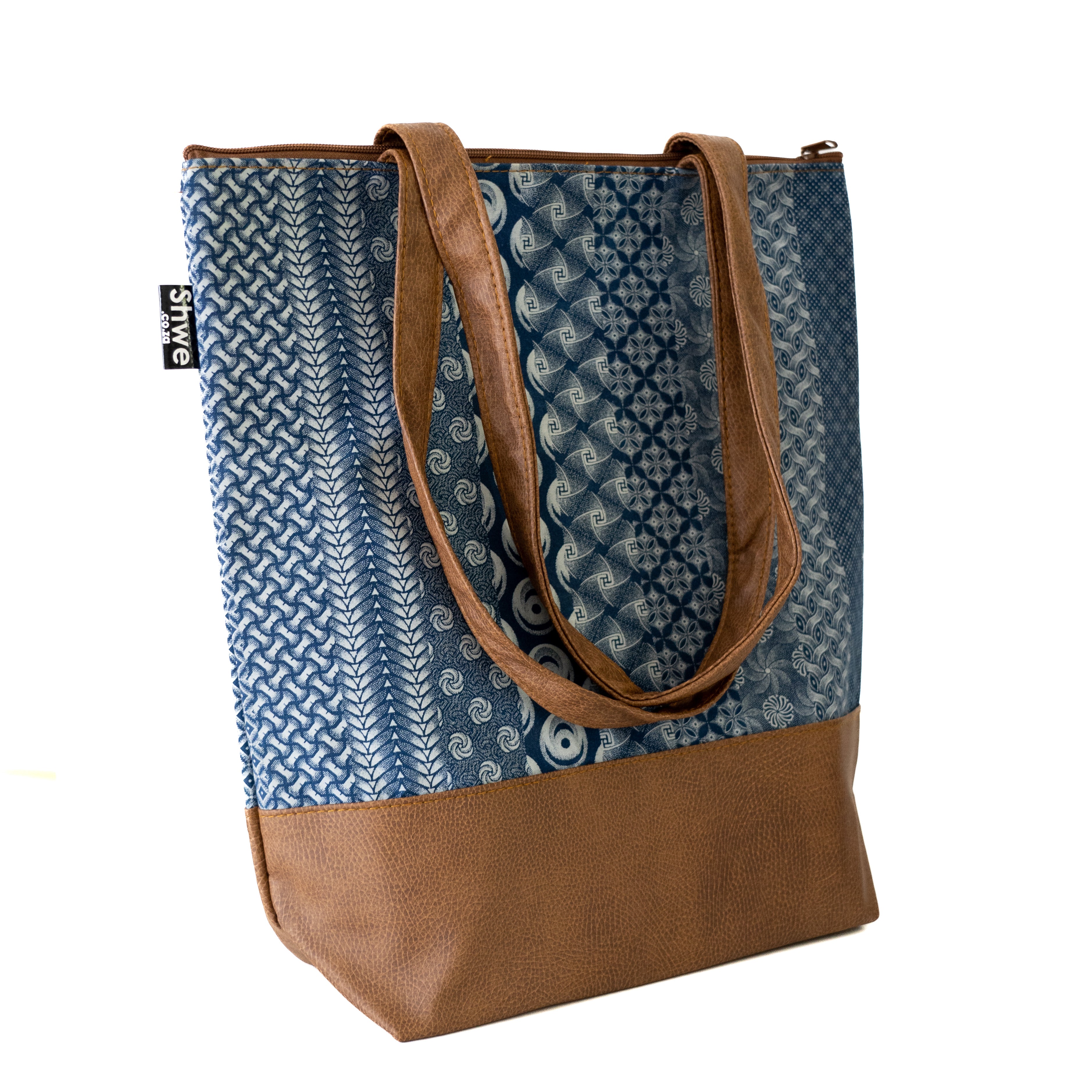 Unisex Shwe Leather Look Tote