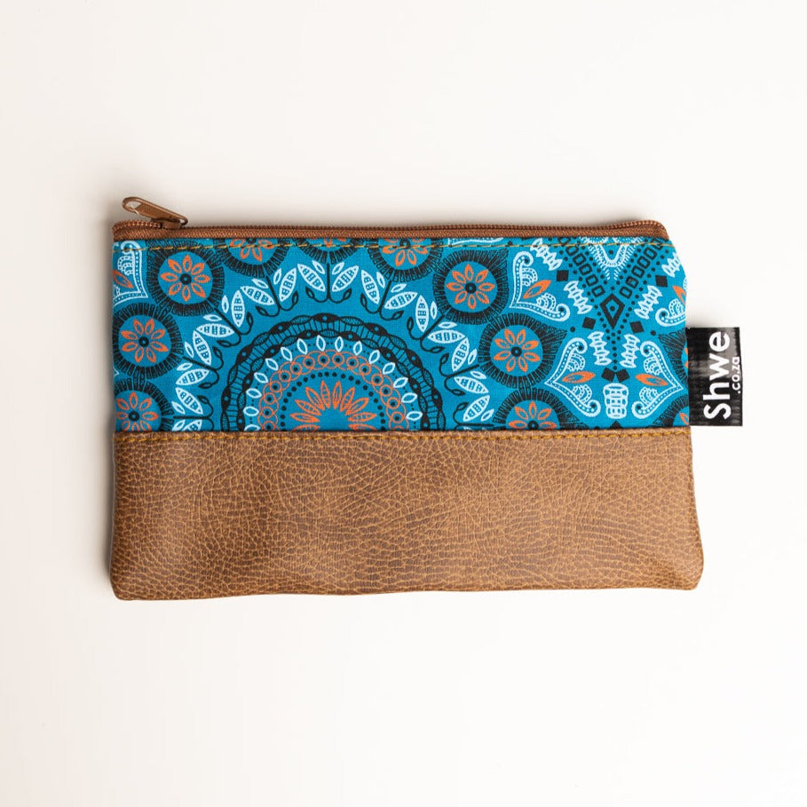 Unisex Shwe Leather Look Clutch